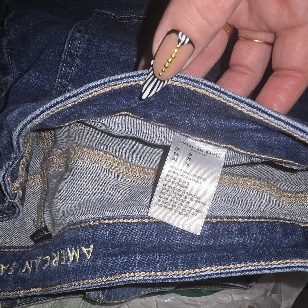 AE Stretch High-Waisted Denim Short Short 20